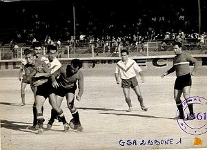 FOOT AS BONE 1961 CONTRE GSA N01